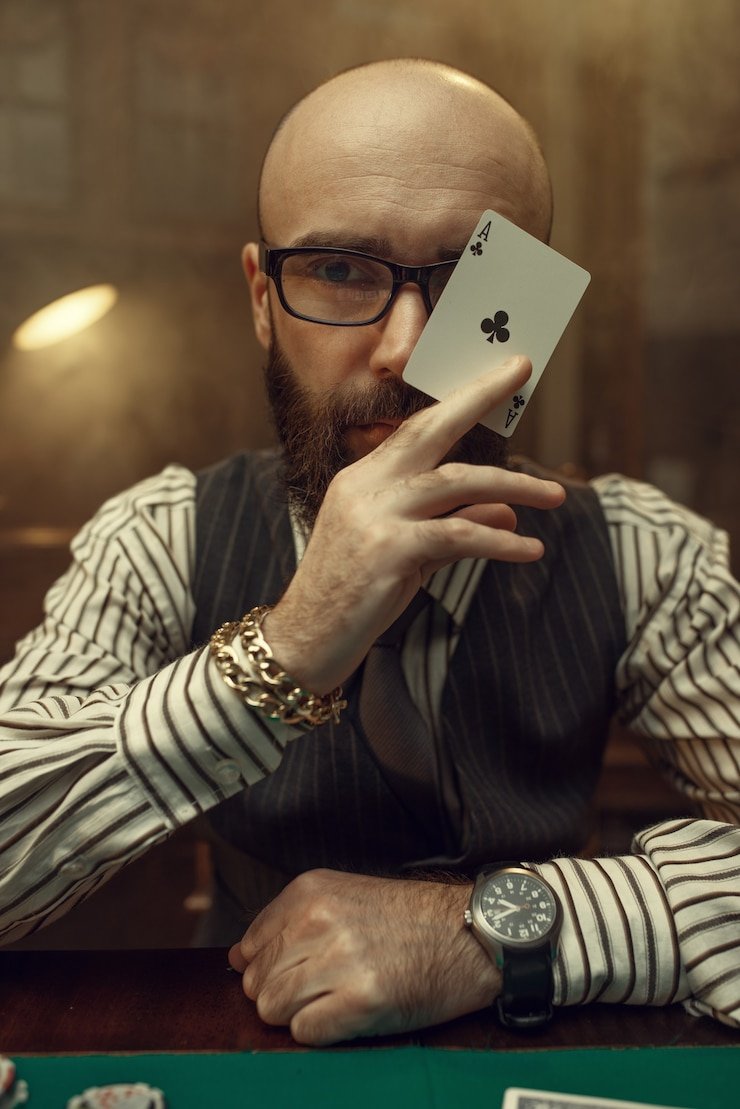 PMGC roulette table displayed on mobile phone with low-data streaming option active